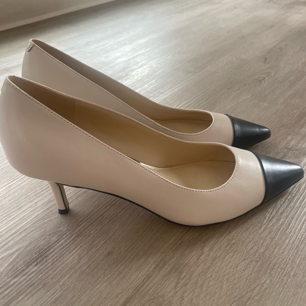 Nine West Two-Tone Pointed Toe Pumps in Cream and Black - Picture 4 of 6